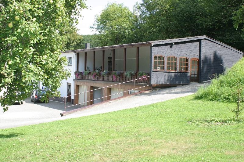 Zum Lindenbaum - Genel