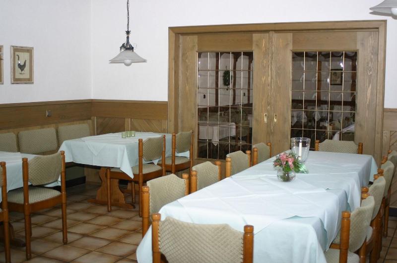 Zum Lindenbaum - Restoran