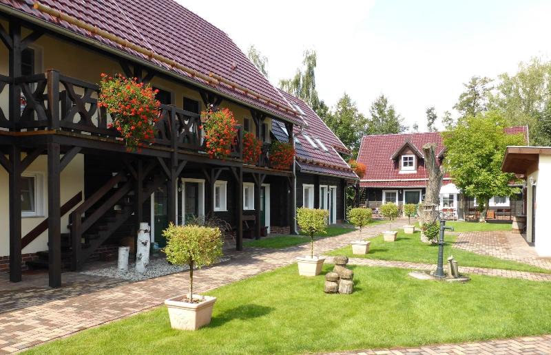 Pension Zum Schlangenkoenig - Genel
