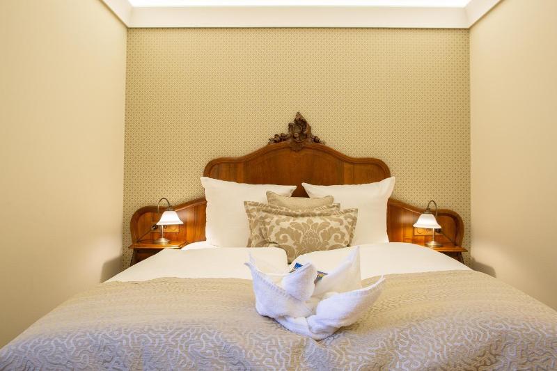Hotel Villa Altenburg - Oda