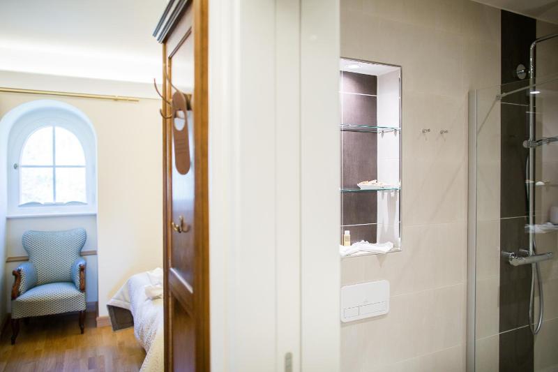 Hotel Villa Altenburg - Oda