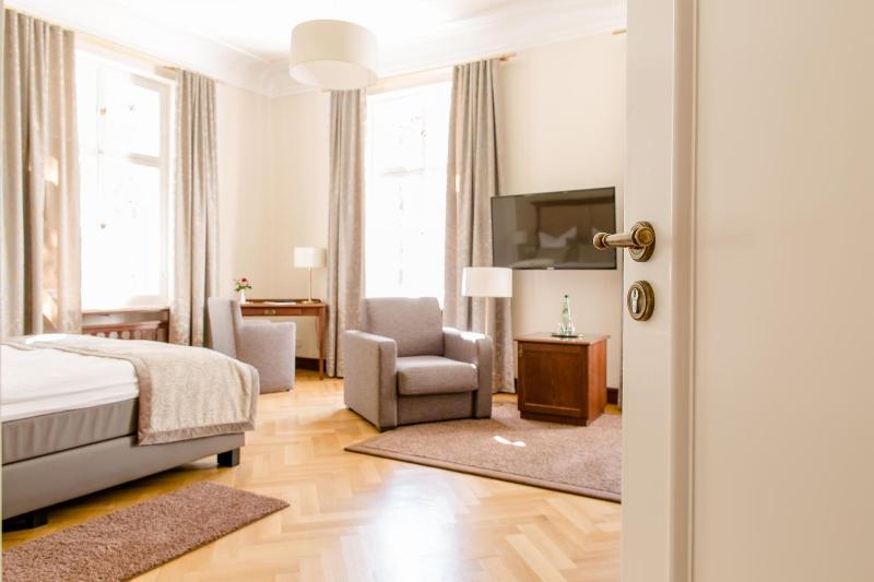 Hotel Villa Altenburg - Oda
