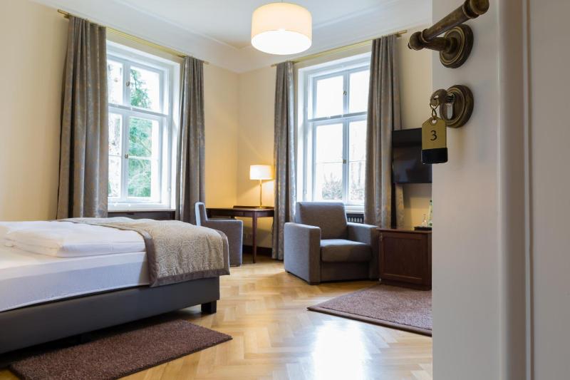 Hotel Villa Altenburg - Oda