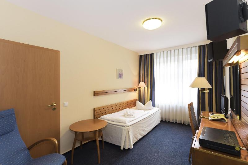 Hotel Am See - Oda