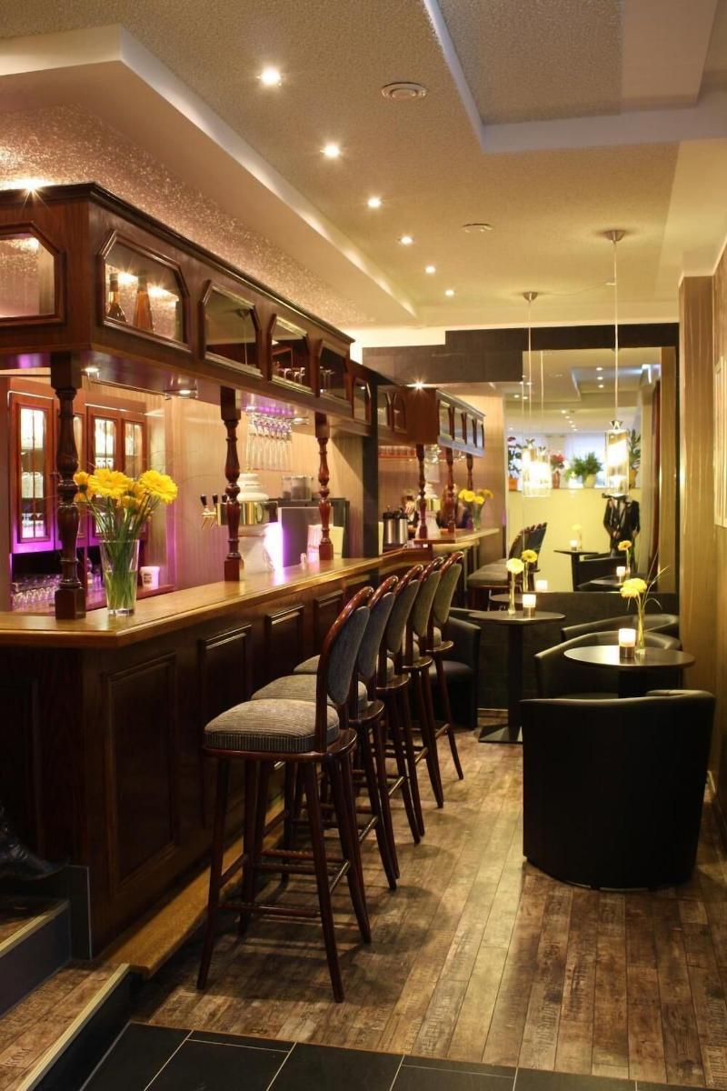 Hotel Eleganz - Bar