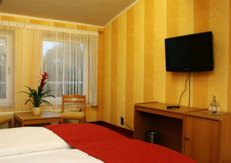 Hotel Eleganz - Oda