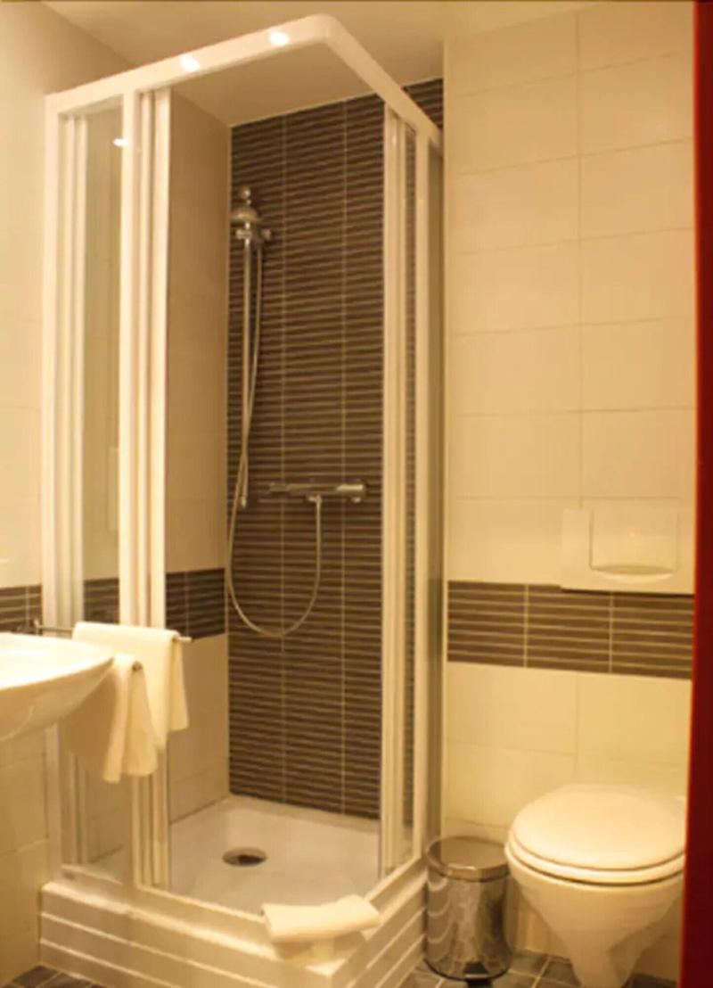 Hotel Eleganz - Oda