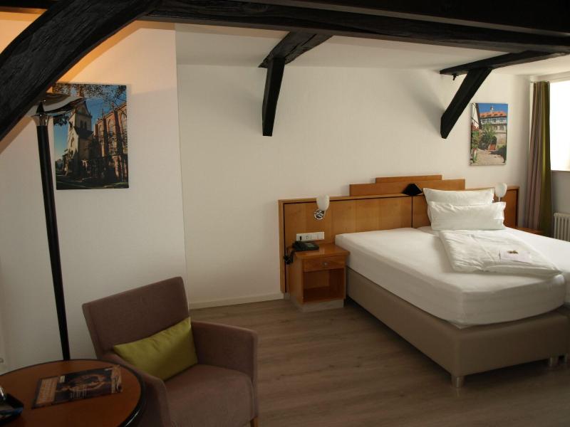 Hotel Alt Warburg - Oda