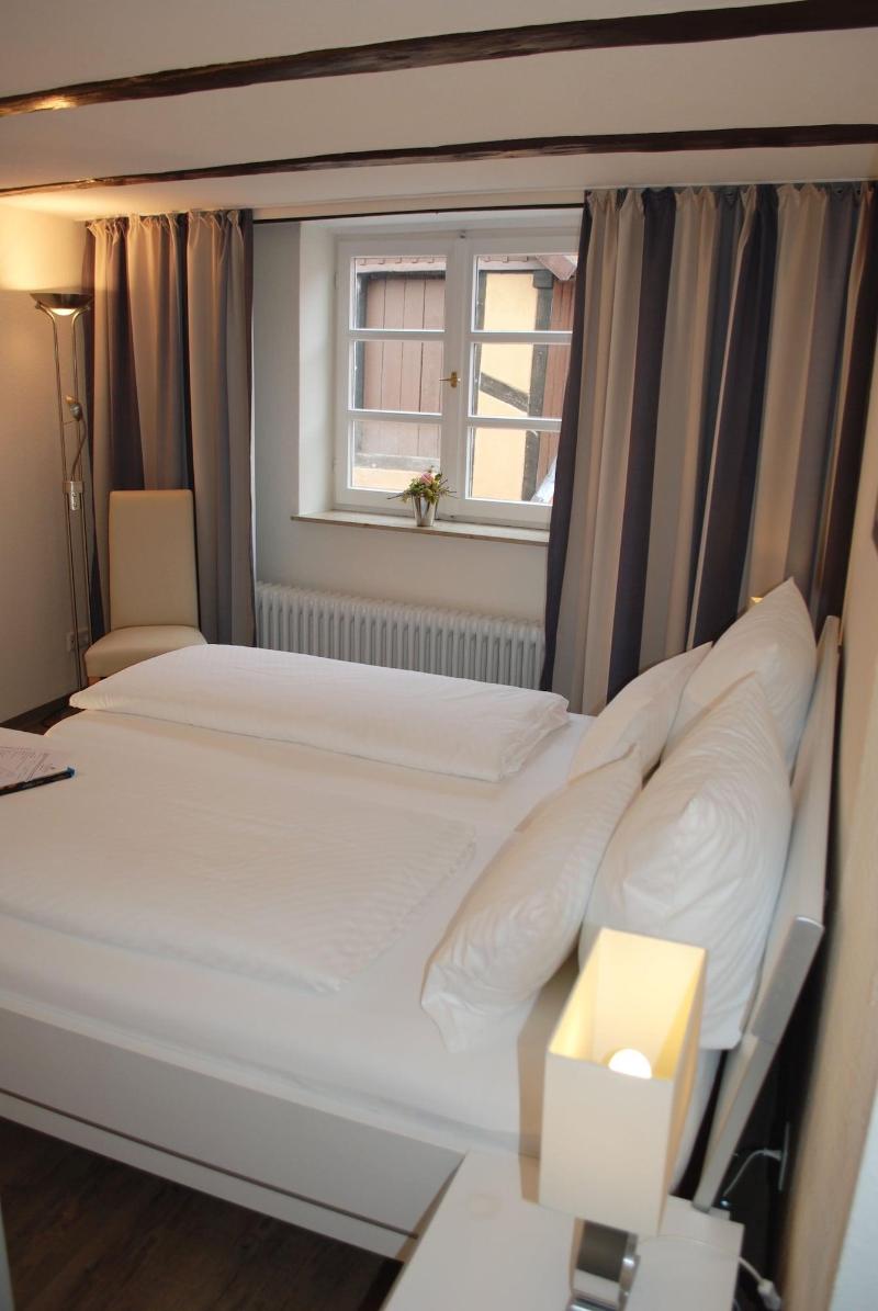 Hotel Alt Warburg - Oda