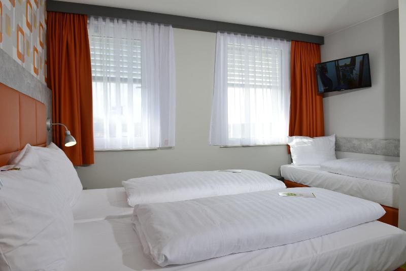 SleepySleepy Hotel Gießen - Oda