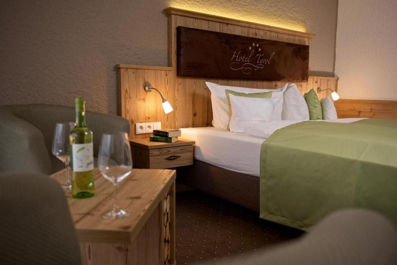 Hotel Tyrol - Oda