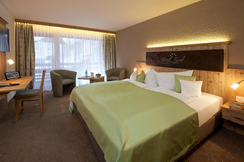 Hotel Tyrol - Oda
