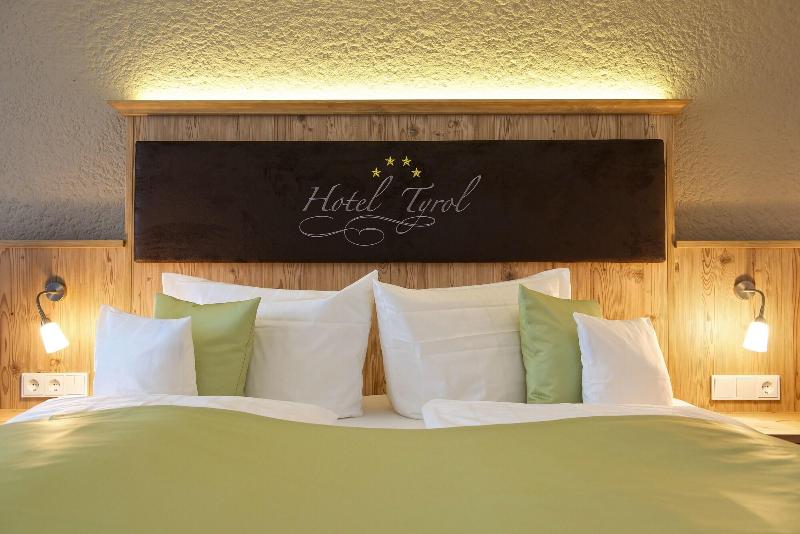 Hotel Tyrol - Oda