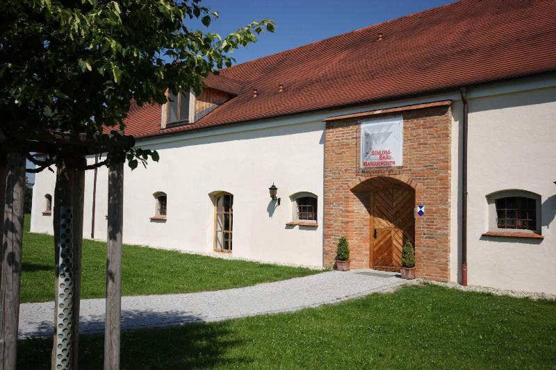 Schlossparkhotel Mariakirchen - Genel