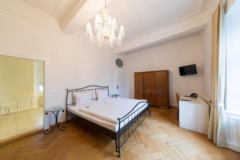 Schlossparkhotel Mariakirchen - Oda