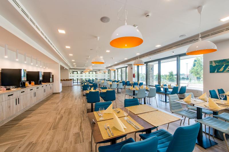 AKADEMIA HOTEL **** BALATONFURED - Restoran