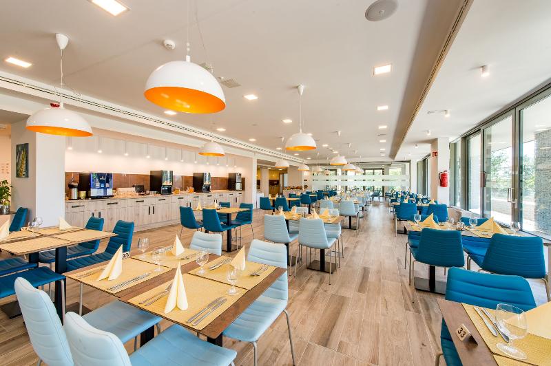 AKADEMIA HOTEL **** BALATONFURED - Restoran