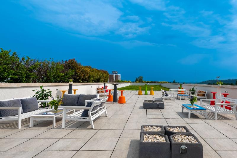 AKADEMIA HOTEL **** BALATONFURED - Teras