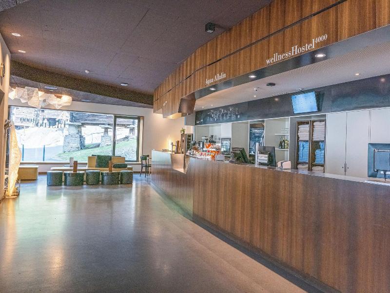 Wellnesshostel4000 - Lobi