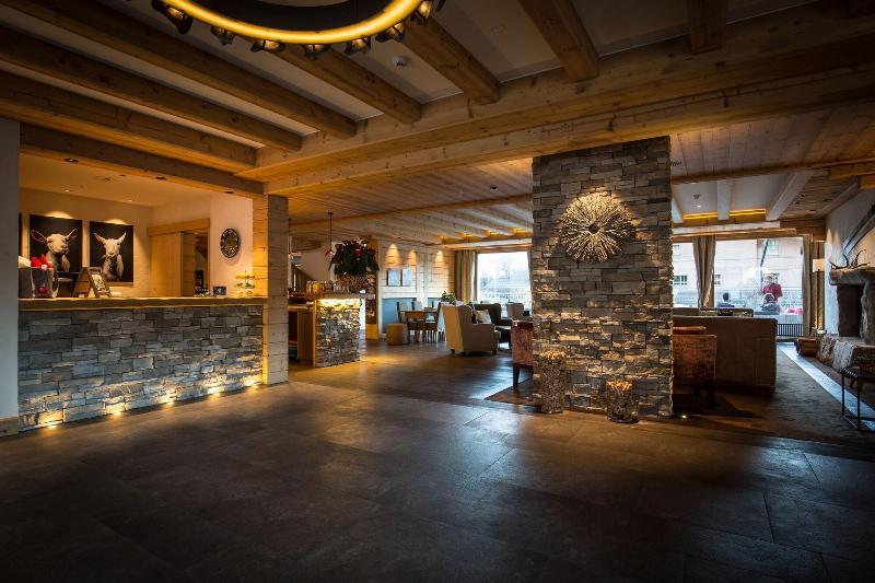 Hotel Spitzhorn - Lobi