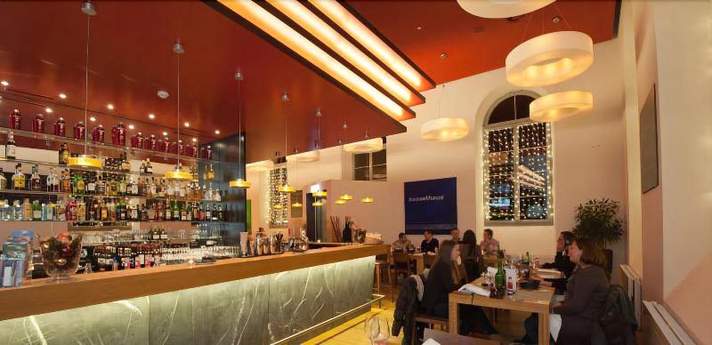 Riverside - Bar
