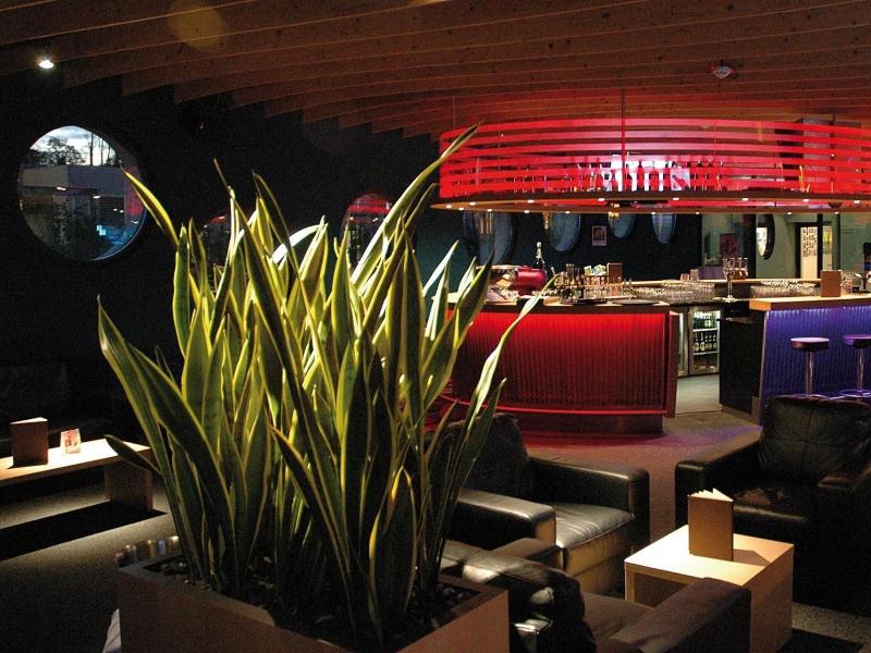 Riverside - Bar