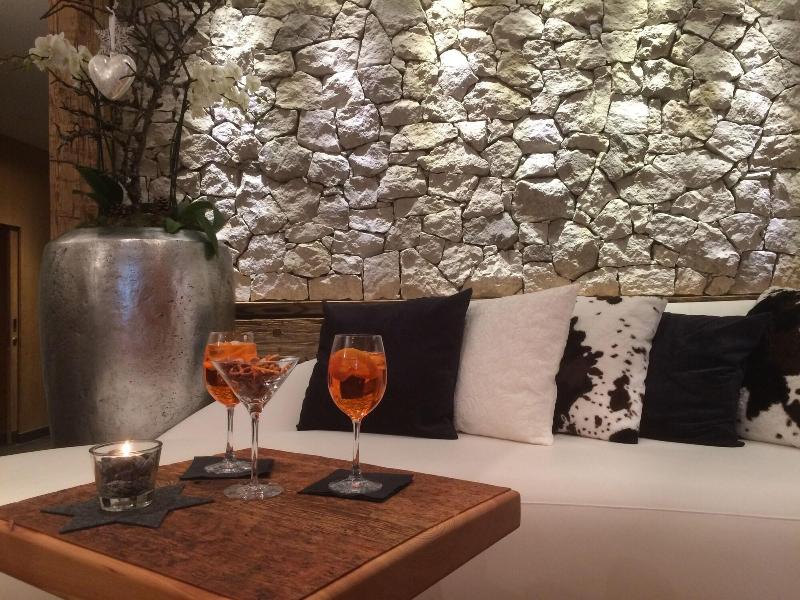 Laret Private Boutique Hotel - Lobi
