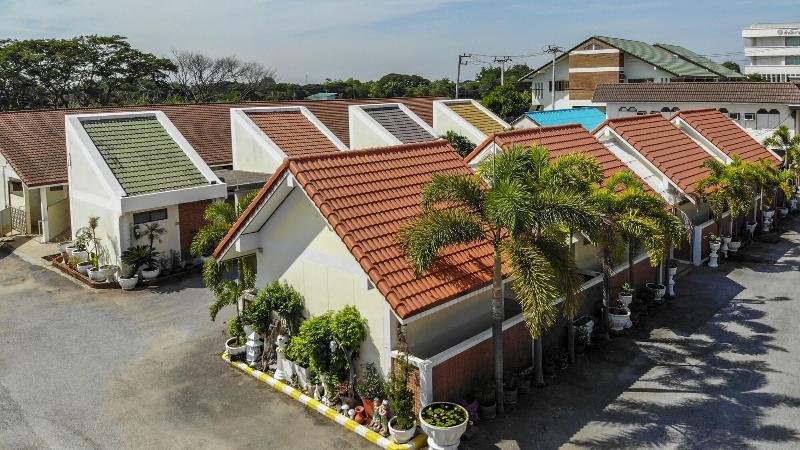 Bualuang Angthong Hotel - Oda