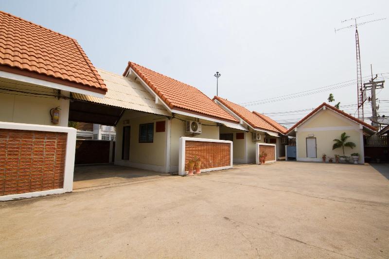 Bualuang Angthong Hotel - Oda