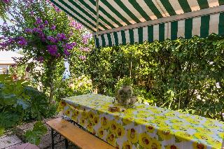Au Jardin Fleuri fotoÄŸrafÄ±