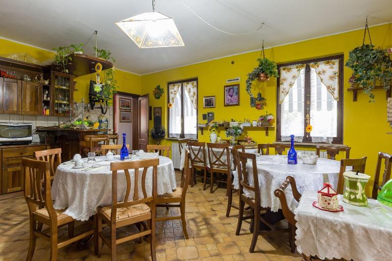 Au Jardin Fleuri - Restoran