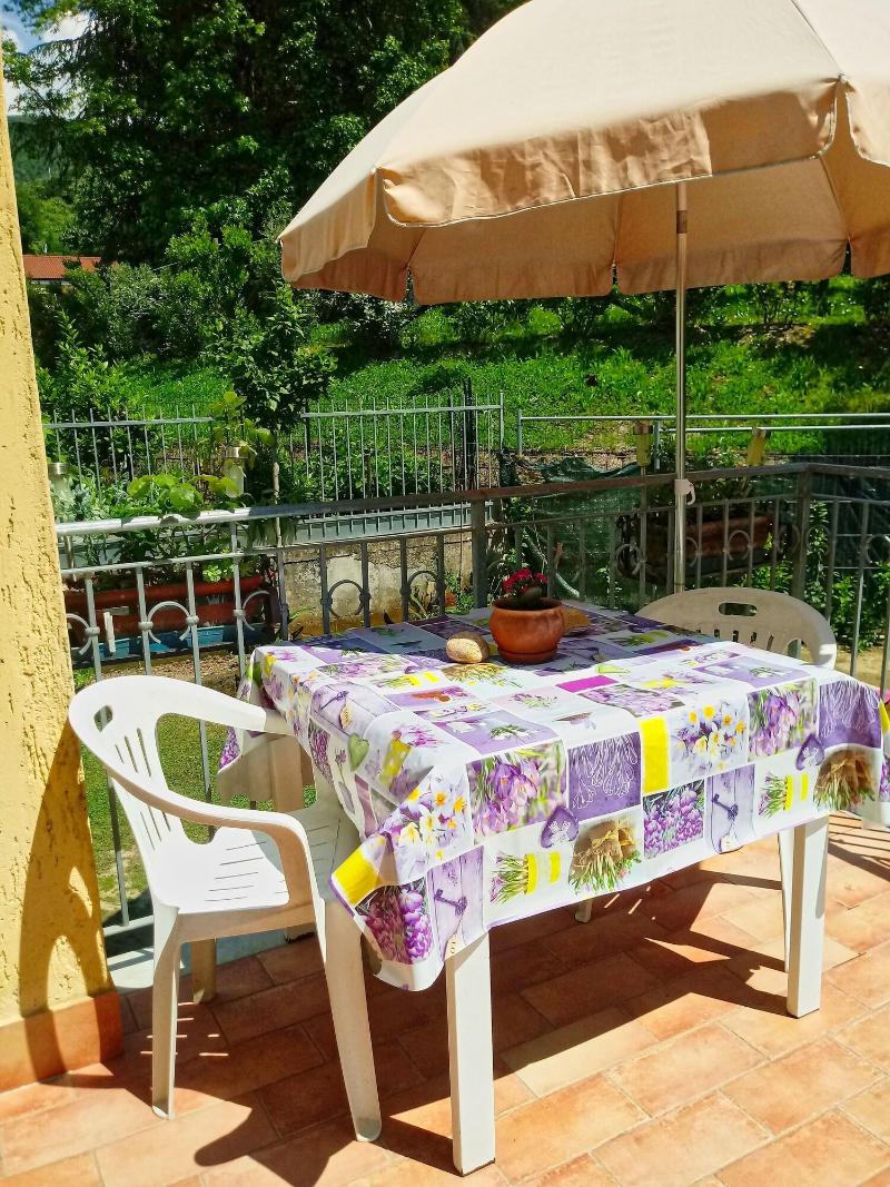 Sally's B&B - Teras