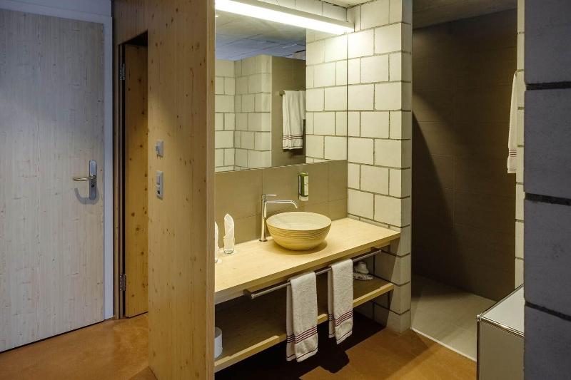 Hotel Seaside Abz Spiez - Oda