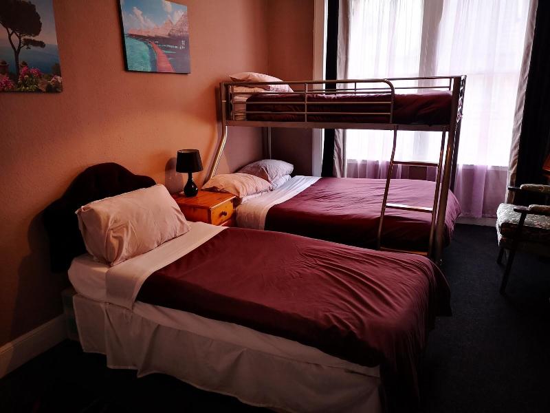 Claredon Hotel - Oda