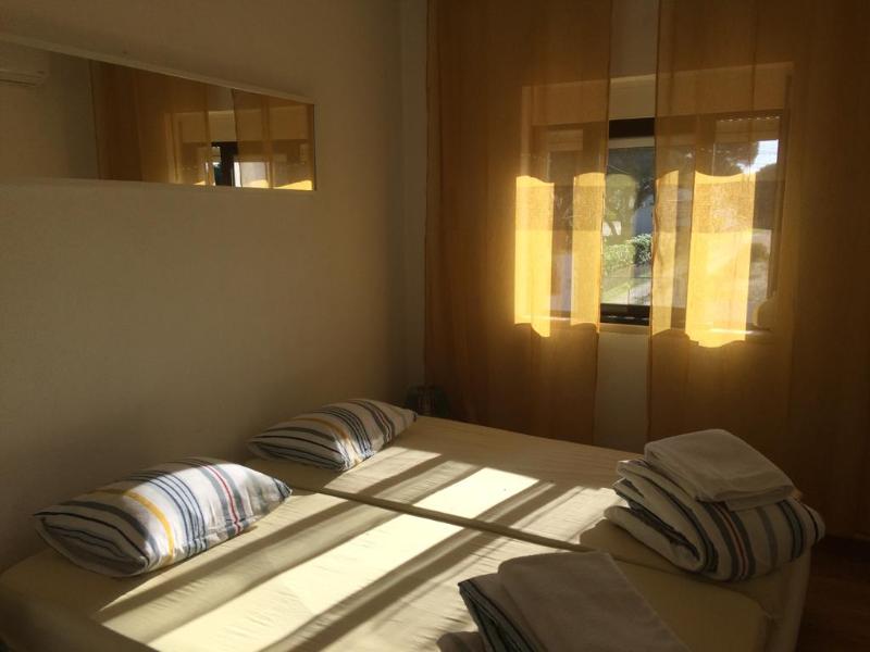 Sublime Sun and Van by Meco Stays - Genel