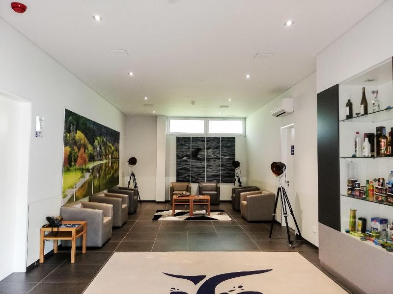 Whales Bay Hotel Apartamentos - Lobi