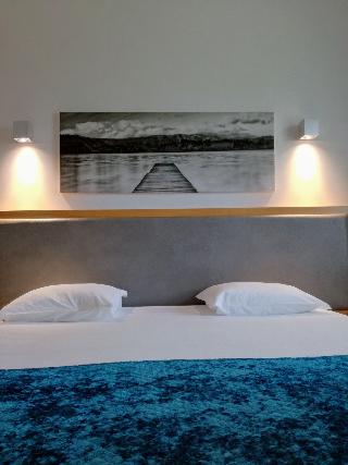 Whales Bay Hotel Apartamentos fotoÄŸrafÄ±
