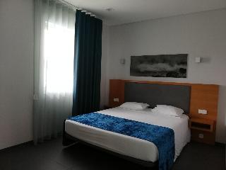 Whales Bay Hotel Apartamentos fotoÄŸrafÄ±