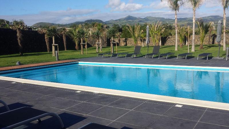 Whales Bay Hotel Apartamentos - Havuz