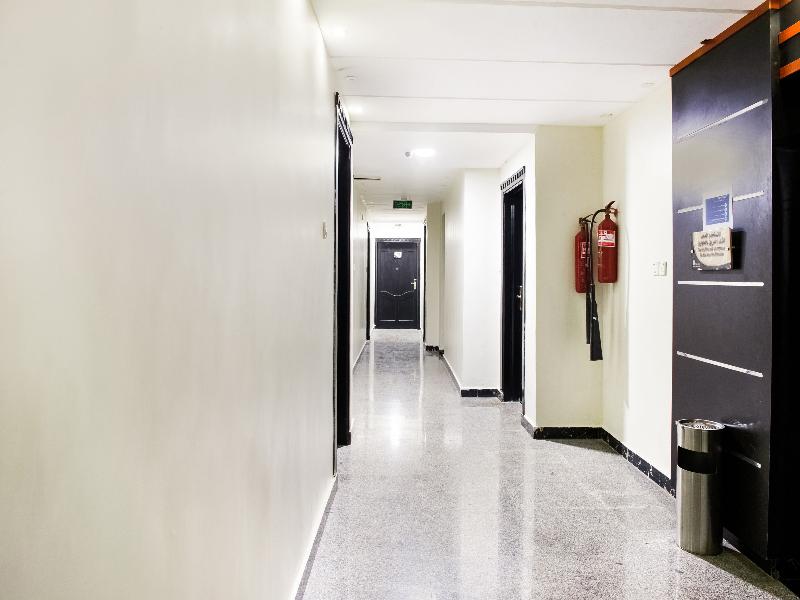 491 Rosa Plaza Hotel - Lobi