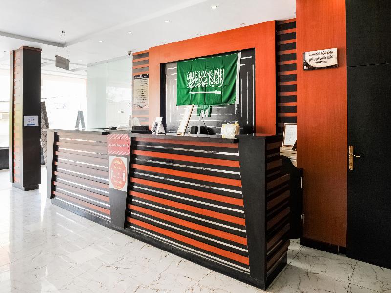 491 Rosa Plaza Hotel - Lobi