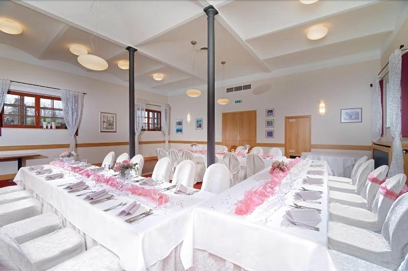 Hotel Chvalska Tvrz - Aktivite