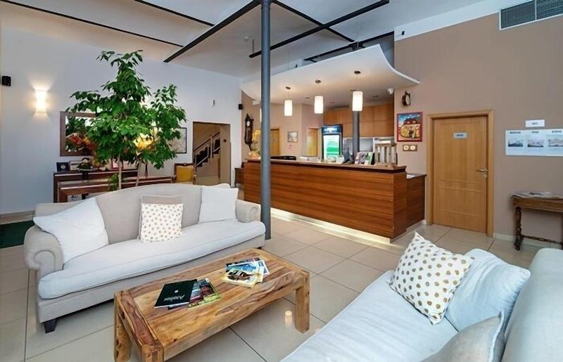 Hotel Chvalska Tvrz - Genel