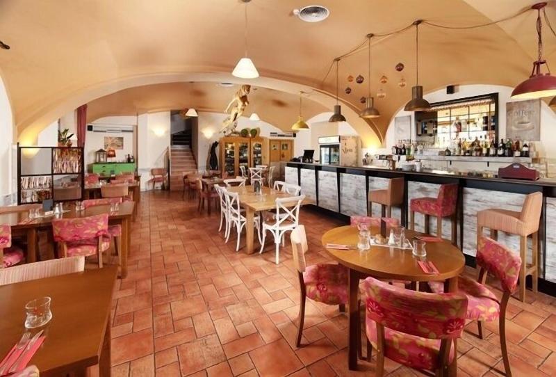 Hotel Chvalska Tvrz - Restoran