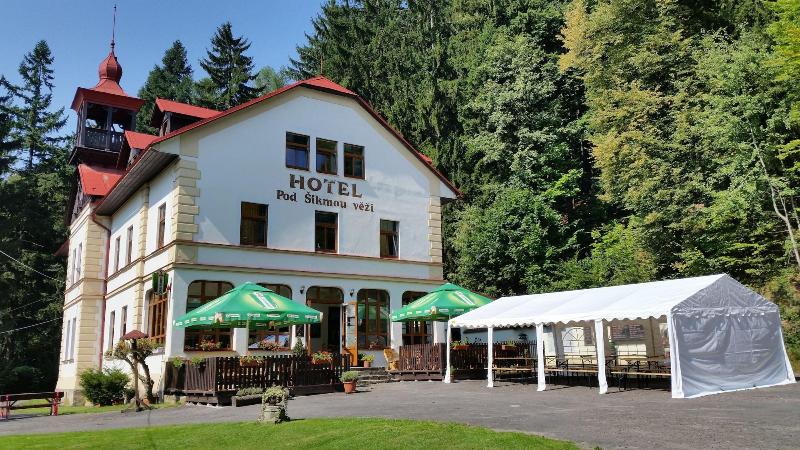 Hotel Pod Šikmou Věží - Genel