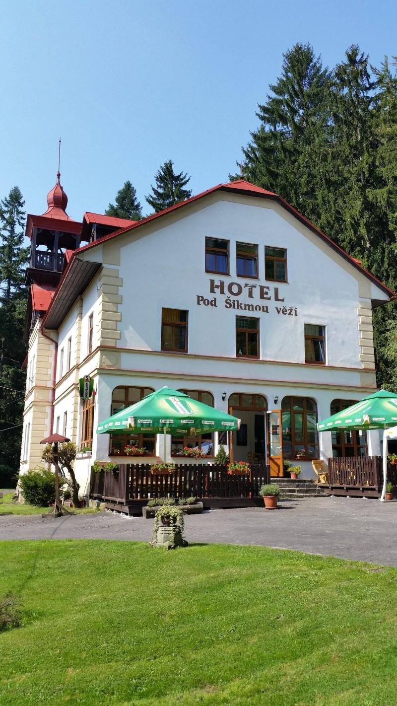 Hotel Pod Šikmou Věží - Genel