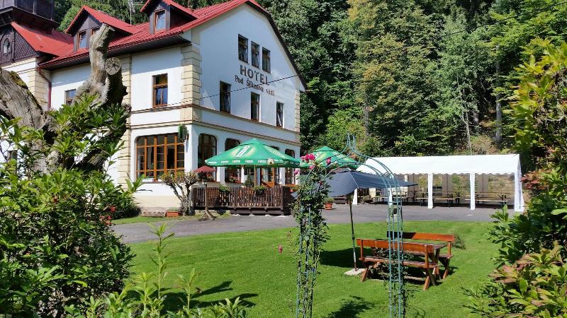 Hotel Pod Šikmou Věží - Genel