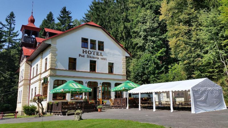 Hotel Pod Šikmou Věží - Genel