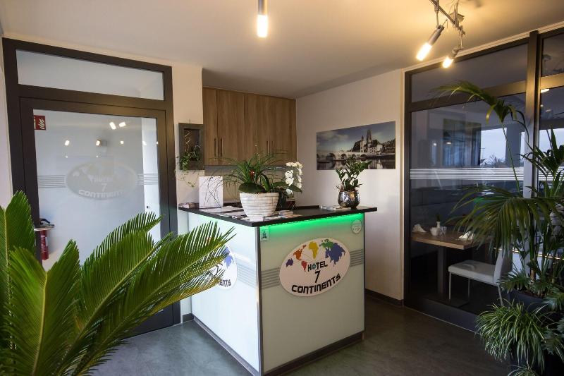 Hotel 7 Continents - Lobi