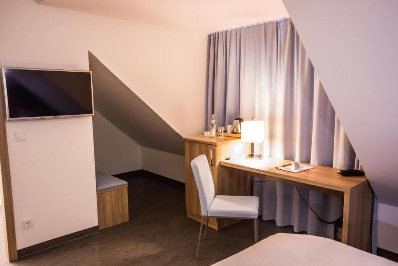 Hotel 7 Continents - Oda